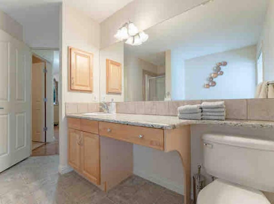 Villa 2500 Sq House In Springbank Hill Bl 261818 à Calgary Extérieur photo